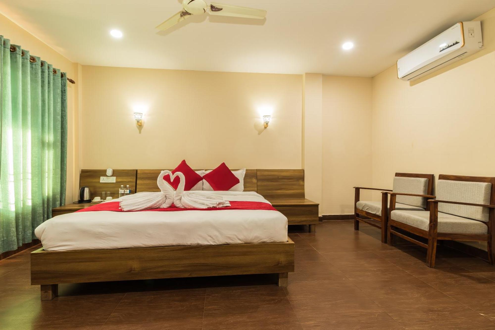 Sisai Park Village Chitwan Εξωτερικό φωτογραφία