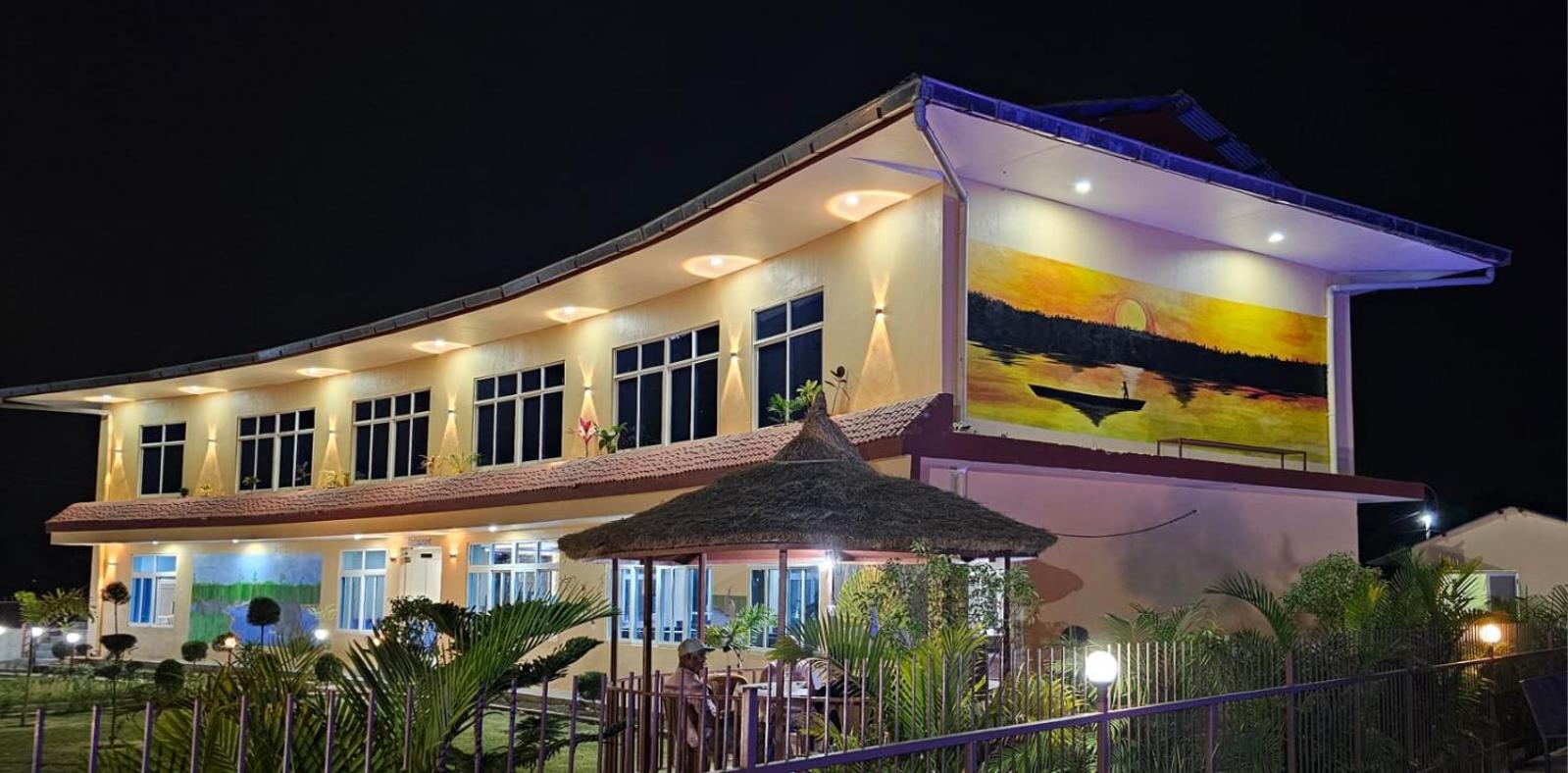 Sisai Park Village Chitwan Εξωτερικό φωτογραφία